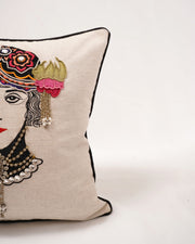 Vintage Luxe Cushion Cover – Linen with Adda & Patchwork