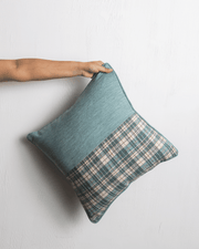 Boho Blush 02 – Two-Tone Cotton Plaid Cushion Cover with Textured Detail