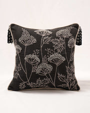 The Heirloom Tapestry: Pearl Zardozi Elegance Cushion